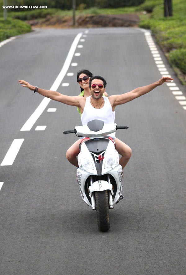 F.A.L.T.U (2011) Movie HD Still : Image - 12 - BollywoodMDB
