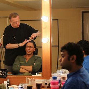 Shah Rukh Khan begins shooting for 'Fan'