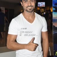 Salman Yusuff Khan Photos