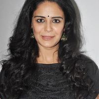 Mona Singh Photos