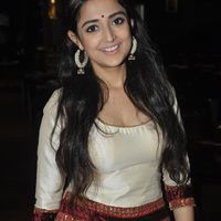 Monali Thakur Photos