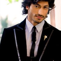 Vidyut Jamwal Photos