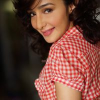 Feryna Wazheir Photos