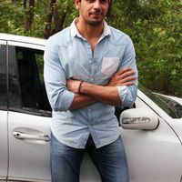 Siddharth Malhotra Photos