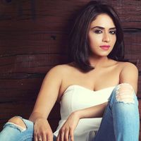 Amruta Khanvilkar Photos