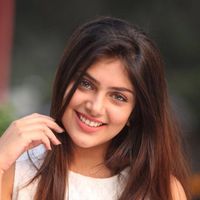 Ishita Chauhan Photos