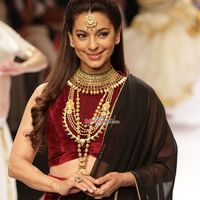 Juhi Chawla Photos