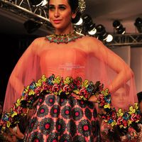 Karisma Kapoor Photos