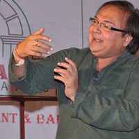 Rakesh Bedi Photos