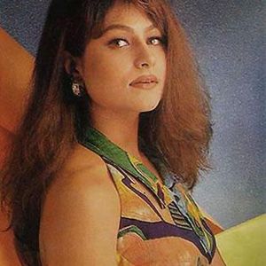 Ayesha Jhulka Image