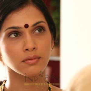 Isha Koppikar Image
