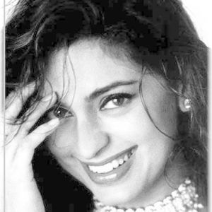Juhi Chawla Image