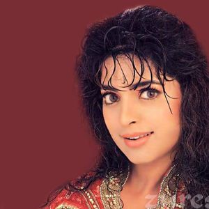 Juhi Chawla Image