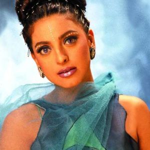 Juhi Chawla Image