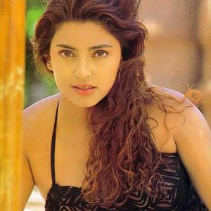 Juhi Chawla Image