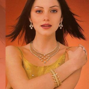 Yana Gupta Image