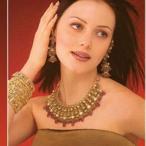 Yana Gupta Image