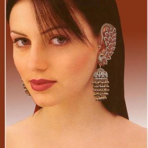 Yana Gupta Image