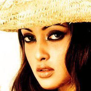 Riya Sen Image