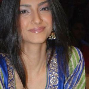 Sonam Kapoor Image