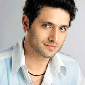 Shiney Ahuja Image