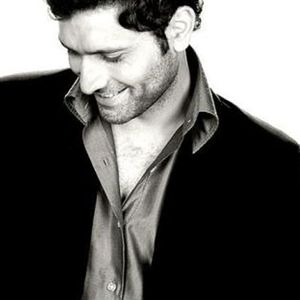 Shiney Ahuja Image