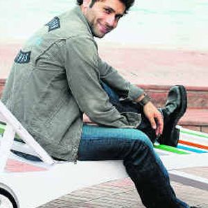 Shiney Ahuja Image