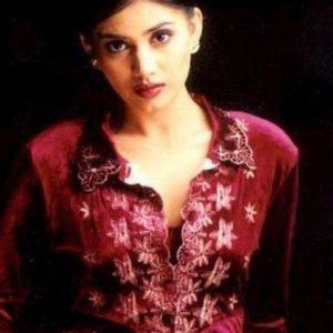 Sonali Kulkarni Image