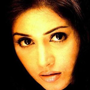 Sonali Kulkarni Image