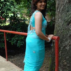 Sonali Kulkarni Image