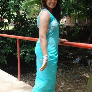 Sonali Kulkarni Image
