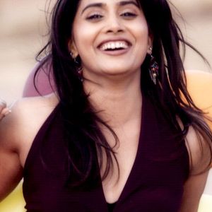 Sonali Kulkarni Image