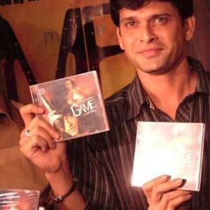 Sameer Dharmadhikari Image