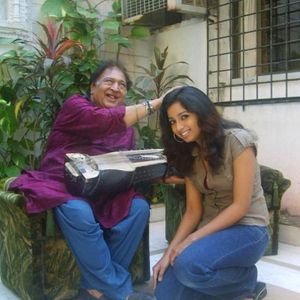 Shreya Ghoshal Image