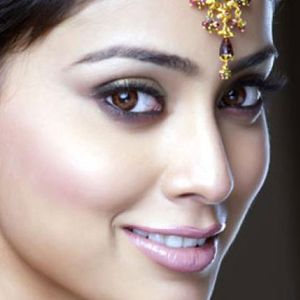 Shriya Saran Image
