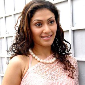 Manjari Phadnis Image