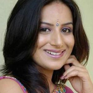 Pooja Gandhi Image
