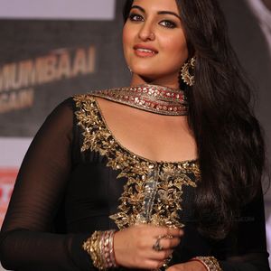 Sonakshi Sinha Image