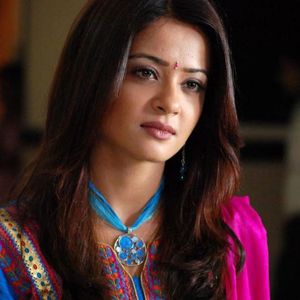 Surveen Chawla Image