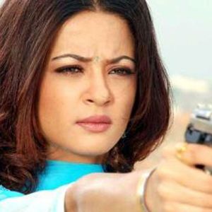 Surveen Chawla Image