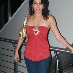 Pooja Bedi Image