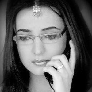Sanaya Irani Image