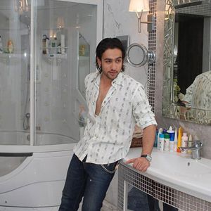 Adhyayan Suman Image