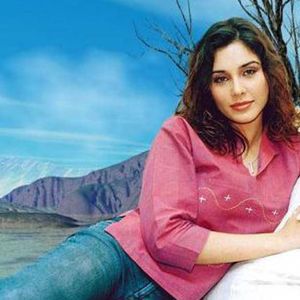 Lisa Ray Image