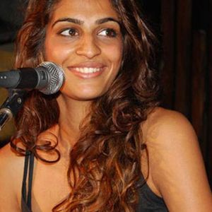 Anushka Manchanda Image