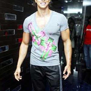 Sahil Khan Image