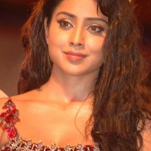 Shriya Saran Image