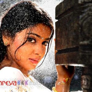Shriya Saran Image
