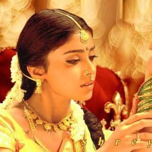 Shriya Saran Image