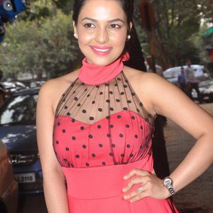 Chitrashi Rawat Image